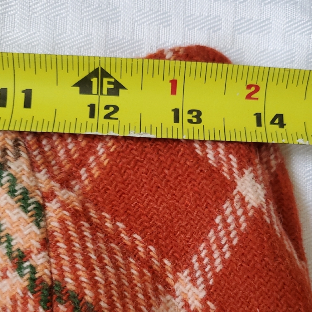 Vtg Bobbie Brooks Plaid Mini Skirt in Red and Cream Dark Acacademia - Picture 12 of 14